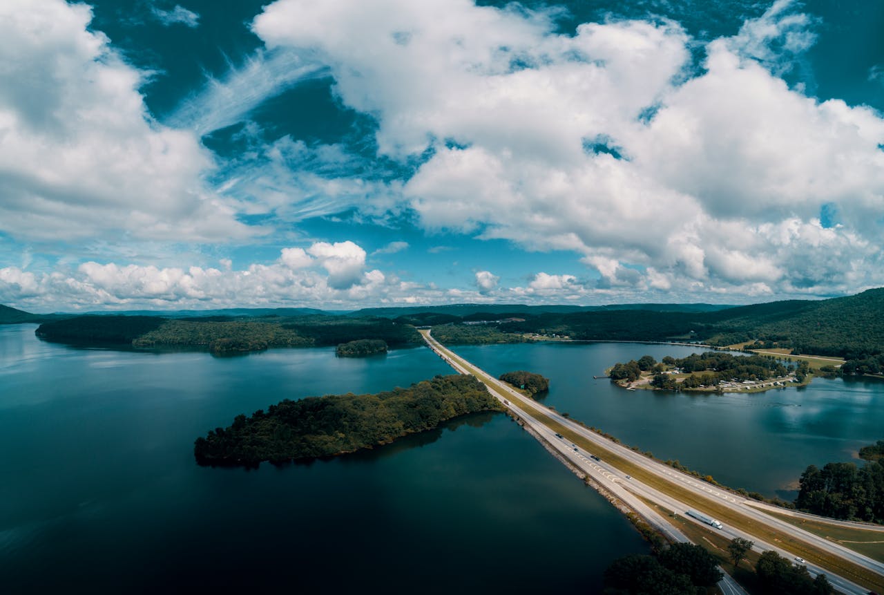 An aerial view of Jasper, a great place to get a Tennessee construction loan.